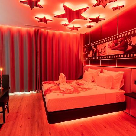 Motel Twentyone Gondomar  Ngoại thất bức ảnh