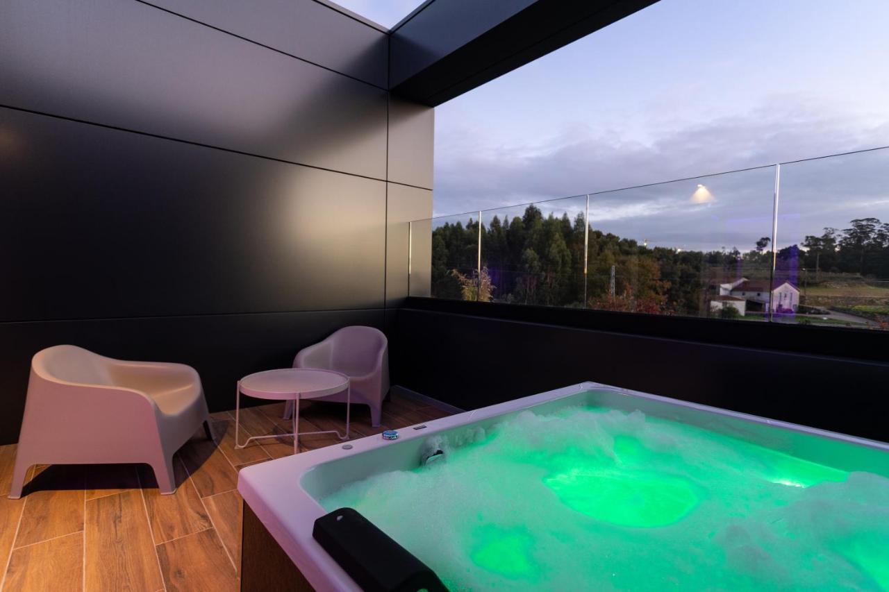 Motel Twentyone Gondomar  Ngoại thất bức ảnh